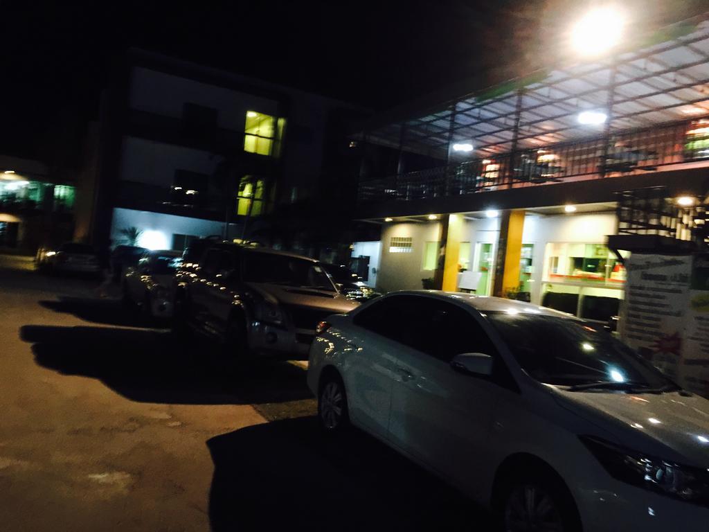 Por-Ho Boutique Hotel Nakhon Ratchasima Ngoại thất bức ảnh